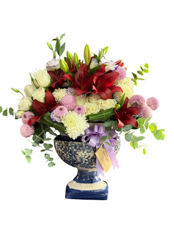 Kırmızı Lilyumlu Premium Vazo Aranjmanı