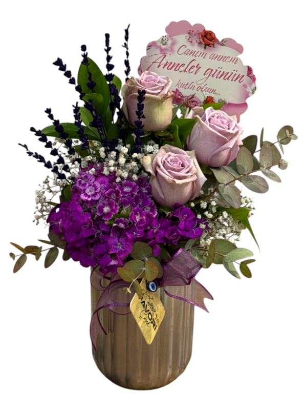 Lavanta ve Gül Dokunuşlu Mor Aranjman