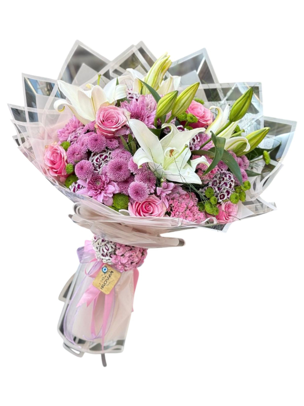 Pembe & Beyaz Uyumlu Özel Tasarım Buket