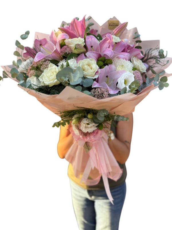 Pembe Lilyum&Beyaz Gül Buketi