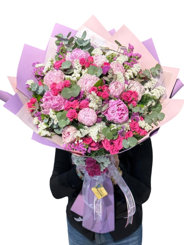 Pembe Şakayık ve Çardak Gül Buketi