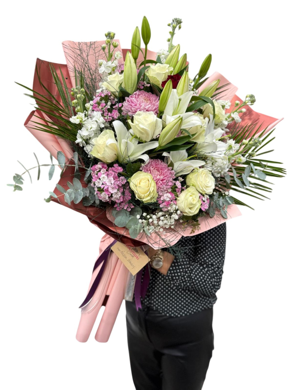 Premium Lilyum, Ortanca ve Gül Buketi