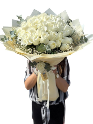 41 Kere Maşallah: İthal Beyaz Gül Buketi