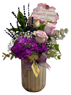 Lavanta ve Gül Dokunuşlu Mor Aranjman